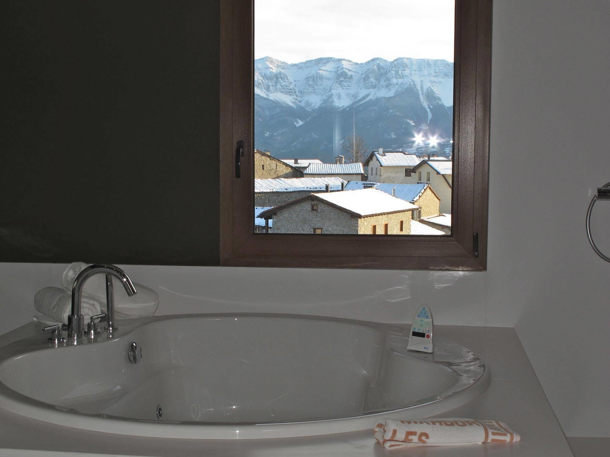 Hotel Mirador Льєс Екстер'єр фото